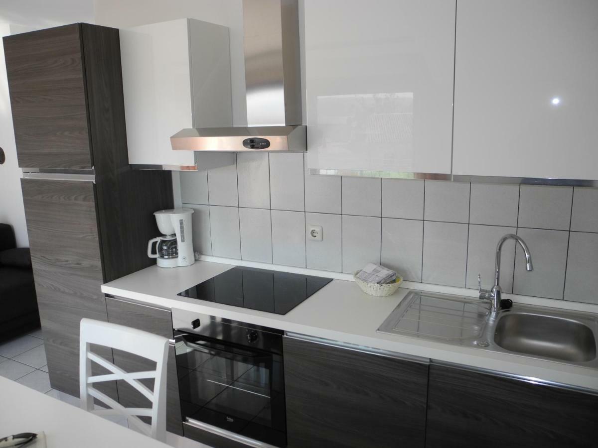 Damir 2+2 More Crikvenica Zewnętrze zdjęcie